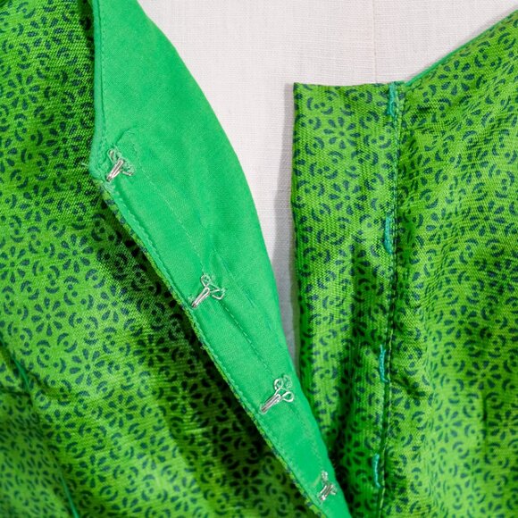 Custom Made Green Silk Saree Blouse - Size Large - Pre-owned - Picture 4 of 4